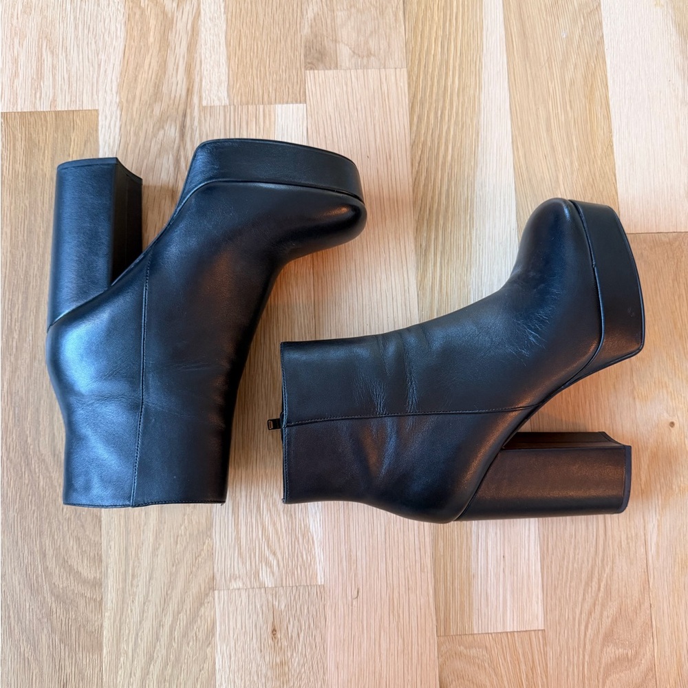 Coach Iona Bootie - Picture 4 of 12